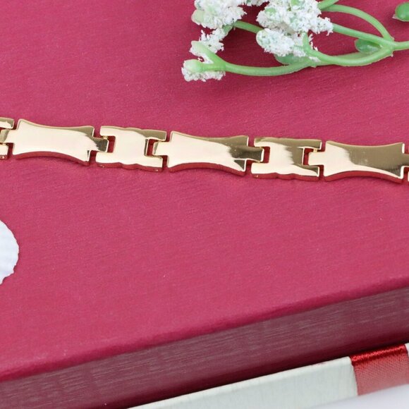 "Glossy Rose Gold Bracelet with Modern Curved Link Design, XPBL0876 - Picture 2 of 13